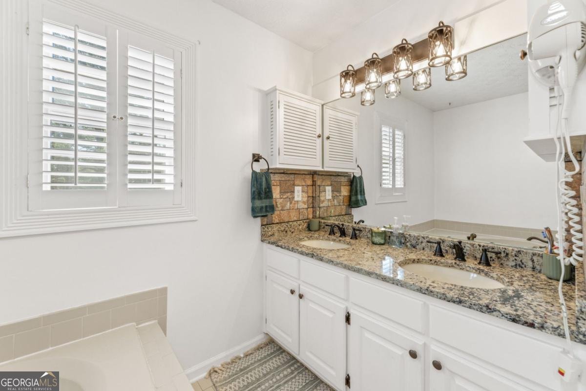 3906 Laurens Lane Snellville - Photo 18