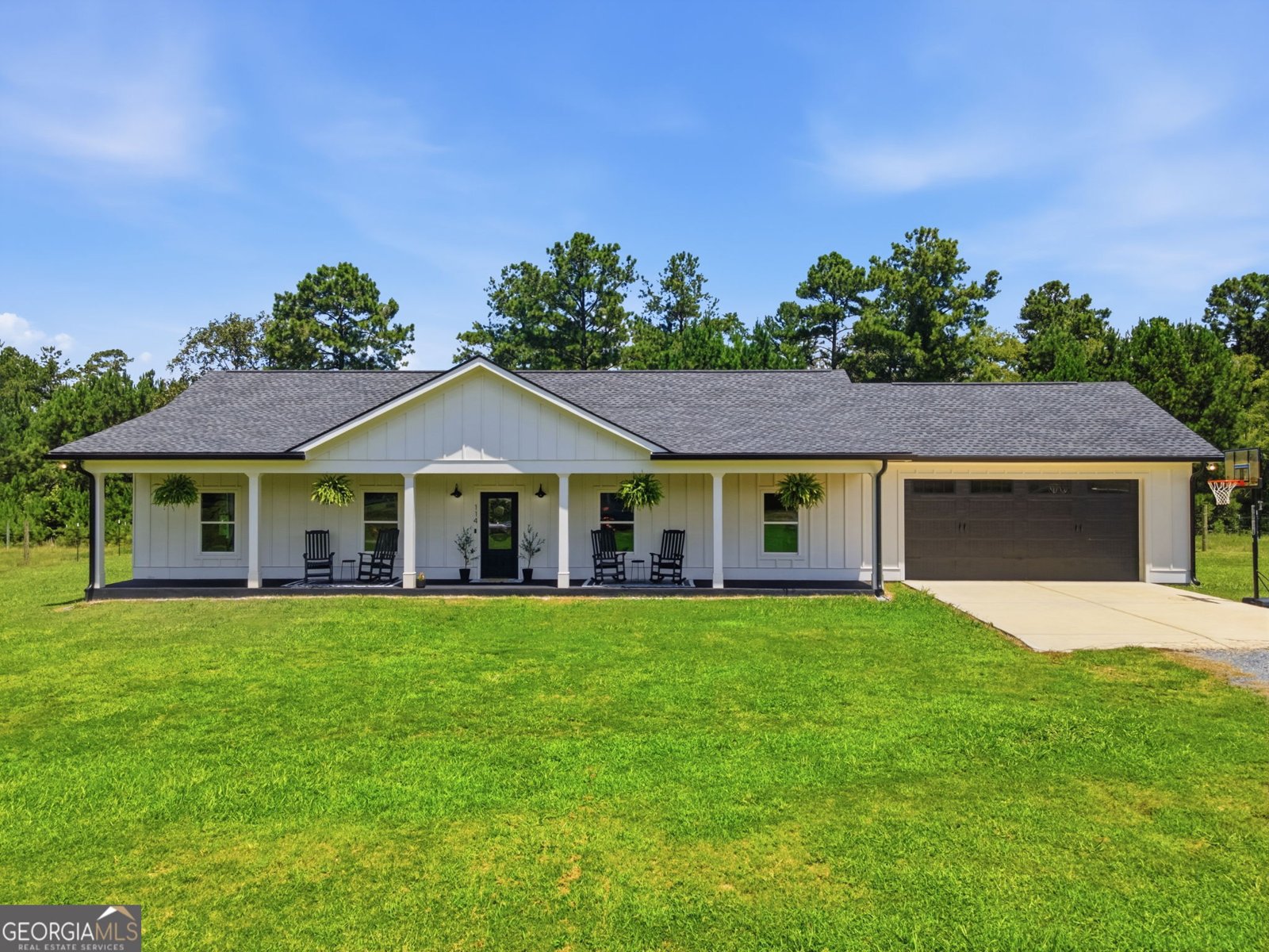 114 Holbrook Drive Rome - main photo
