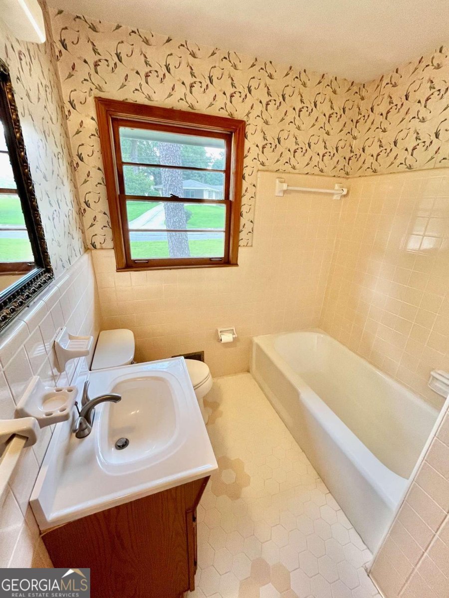 512 Donwood Lane Marietta - Photo 8