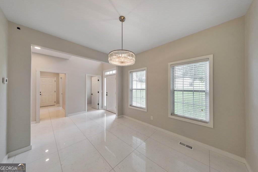 2038 Spicers Lane Woodstock - Photo 13