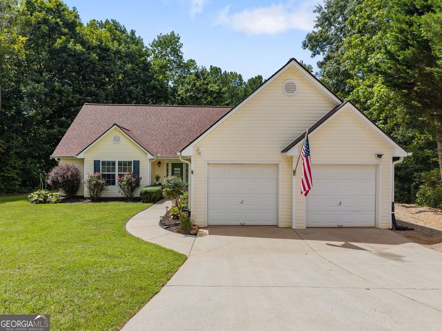 121 Mill Creek Cove Dawsonville - main photo