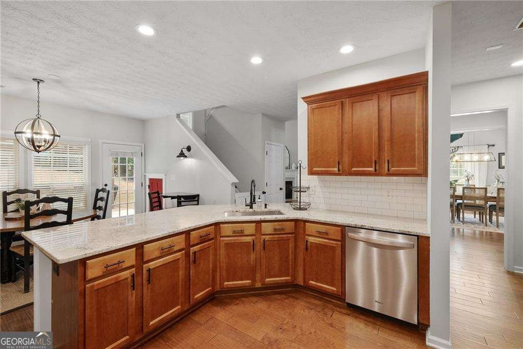 943 Island Cove Way Buford - Photo 23