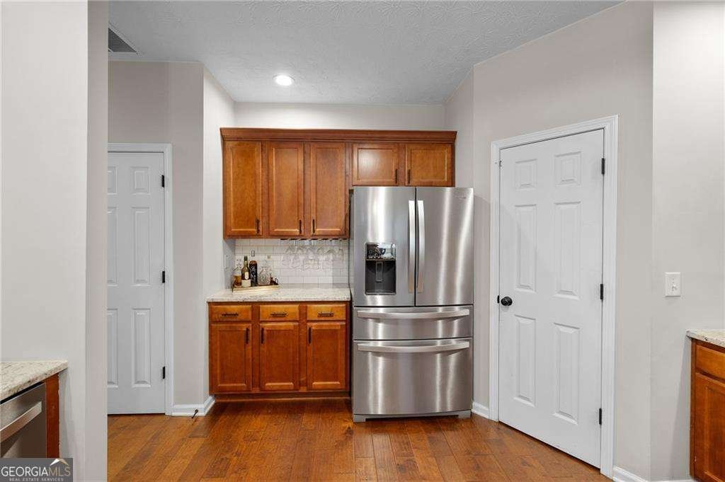 943 Island Cove Way Buford - Photo 24