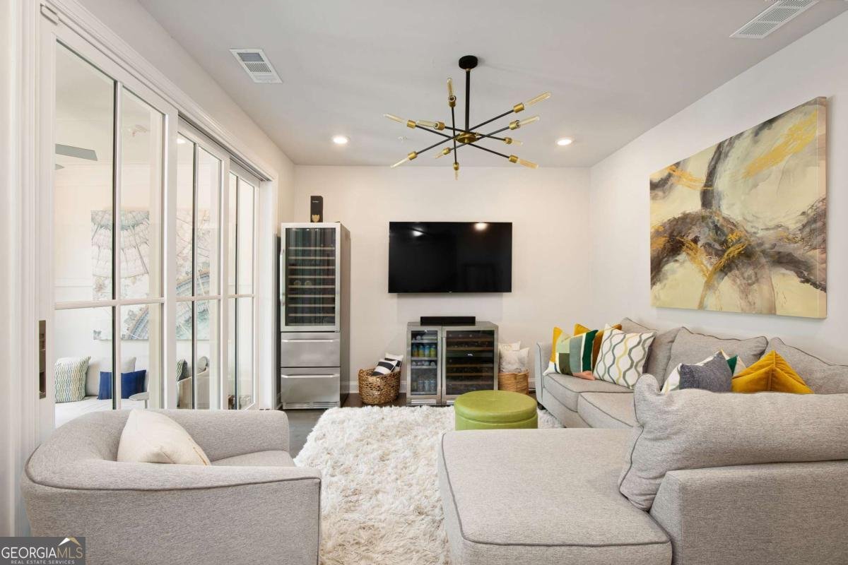 544 Clover Lane Alpharetta - Photo 11