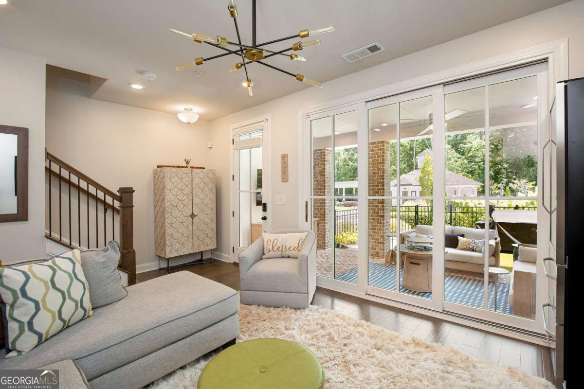 544 Clover Lane Alpharetta - Photo 12