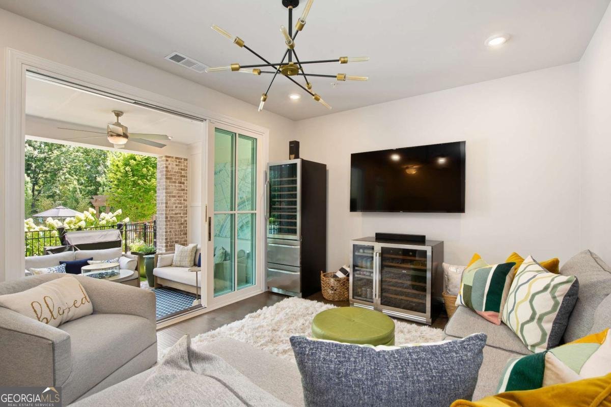 544 Clover Lane Alpharetta - Photo 13