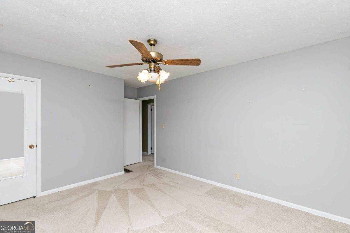 2133 Sandy Plains Road Marietta - Photo 22