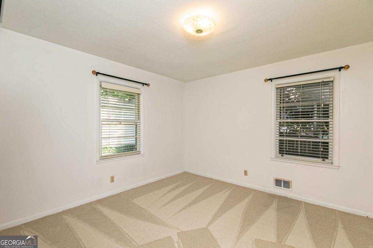2133 Sandy Plains Road Marietta - Photo 30