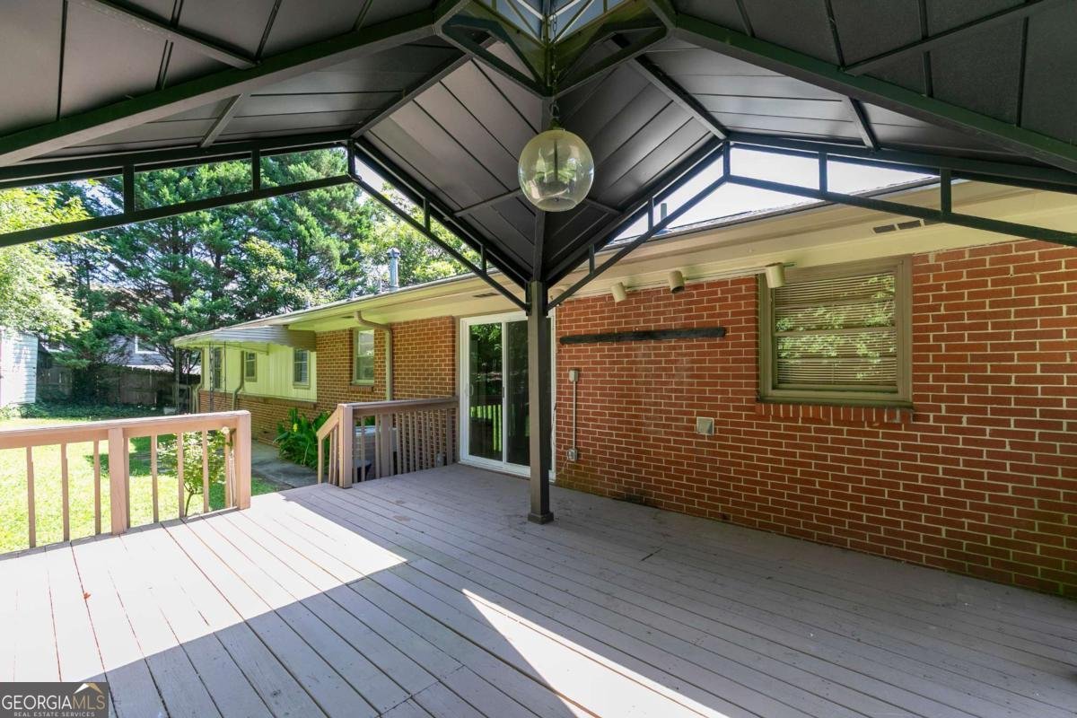 2133 Sandy Plains Road Marietta - Photo 31