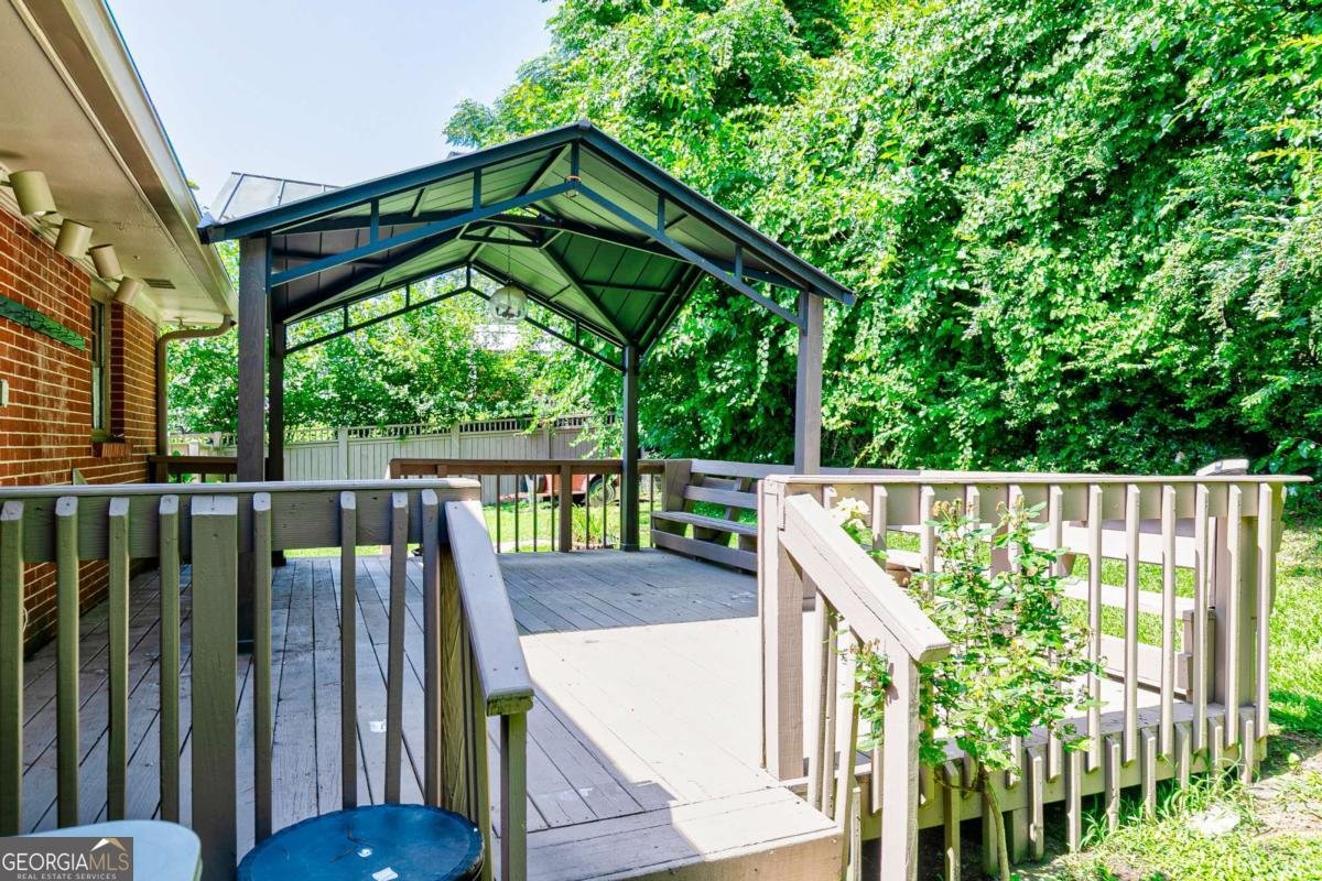 2133 Sandy Plains Road Marietta - Photo 33