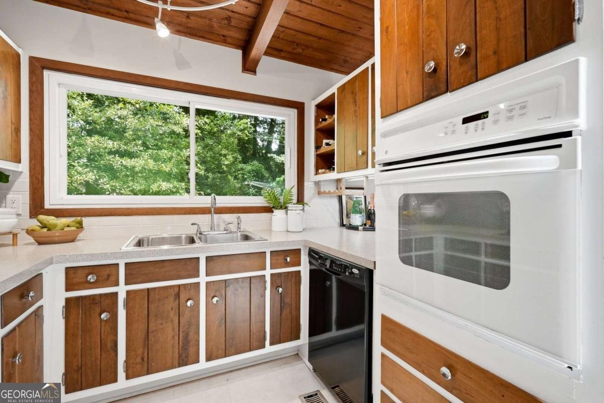 3522 Beachhill Drive Atlanta - Photo 16