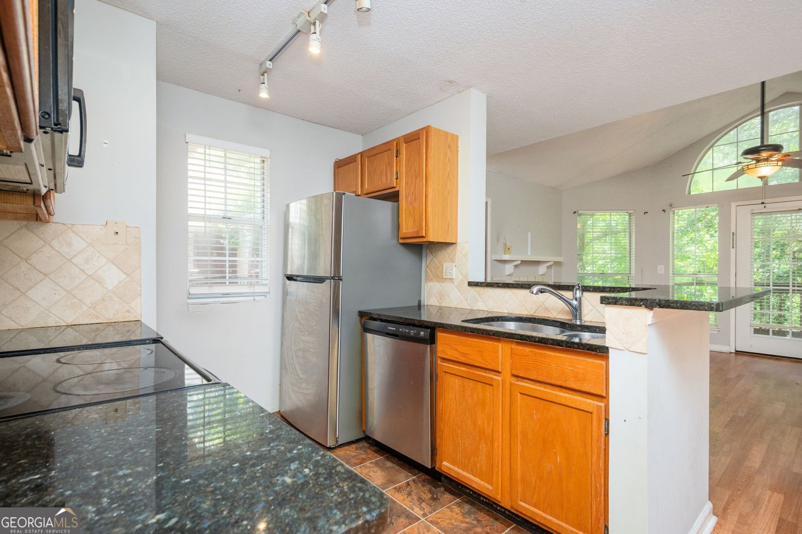 915 Wentworth Court Johns Creek - Photo 12