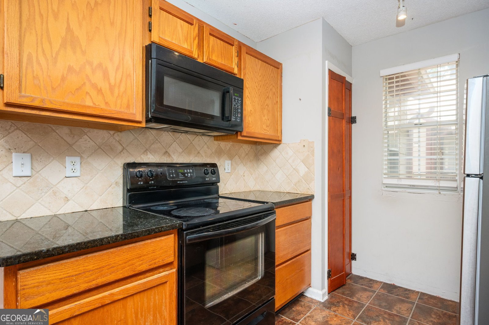 915 Wentworth Court Johns Creek - Photo 13