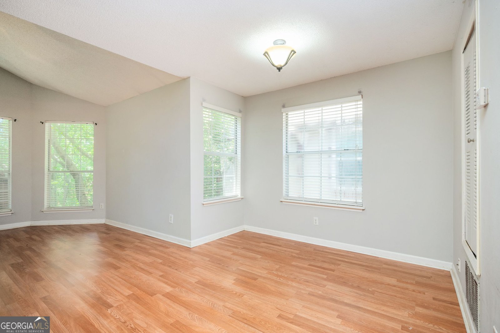 915 Wentworth Court Johns Creek - Photo 8