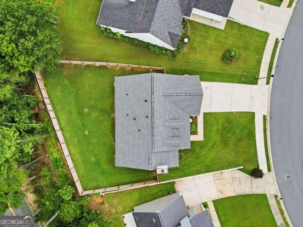 1016 Meadow Glen Circle Fairburn - Photo 32