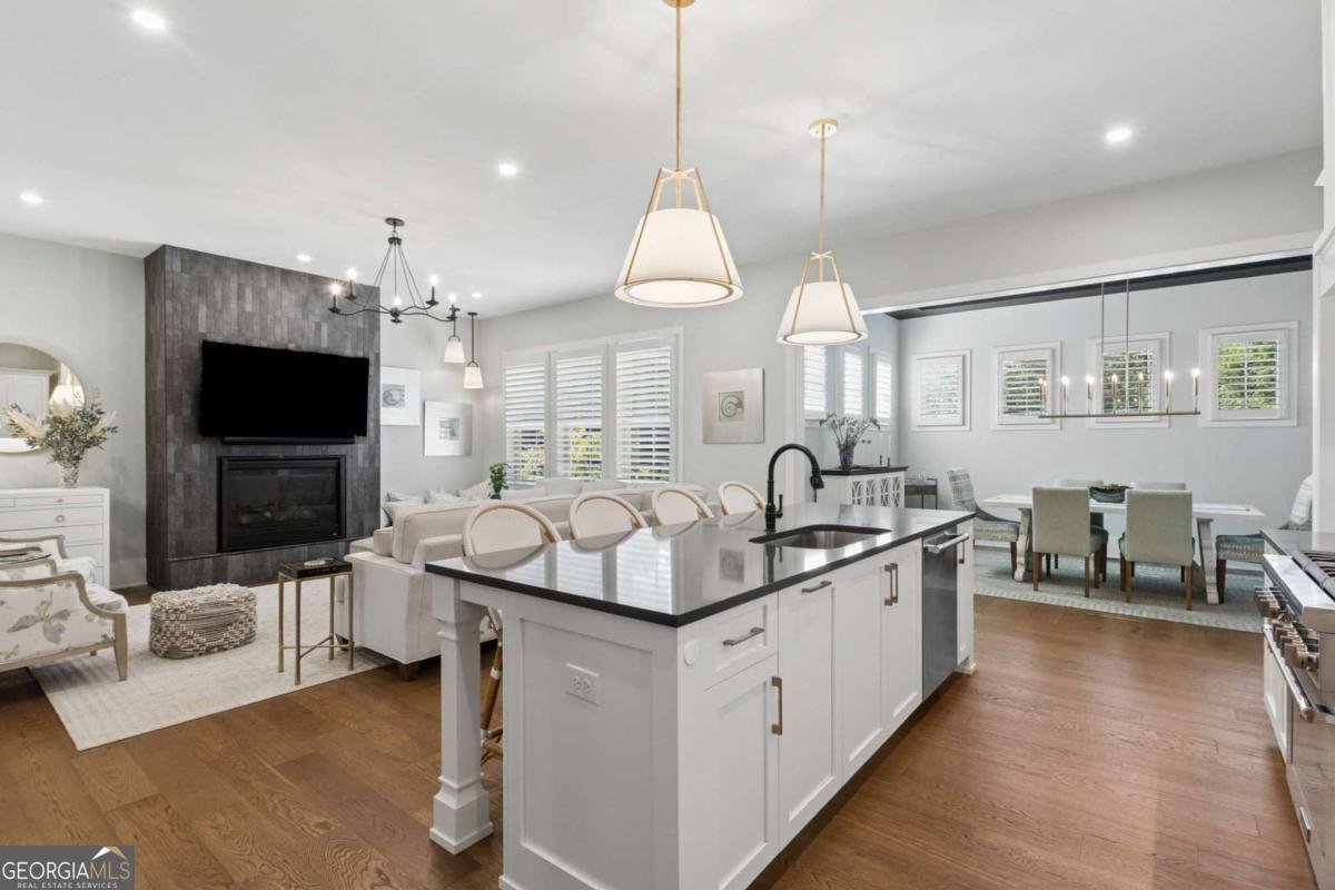 135 Emerson Court Roswell - Photo 18