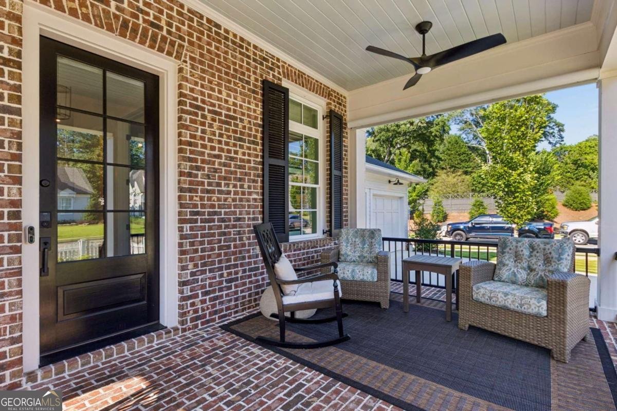 135 Emerson Court Roswell - Photo 6