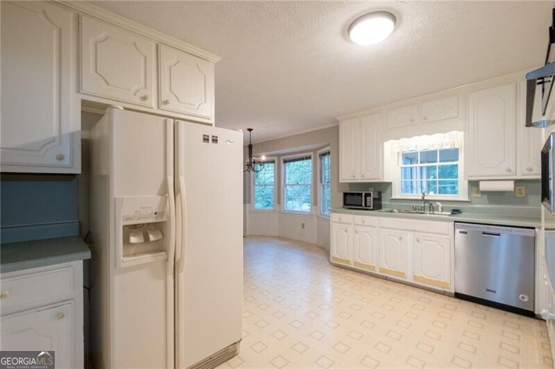 2761 Brackenwood Drive Snellville - Photo 18