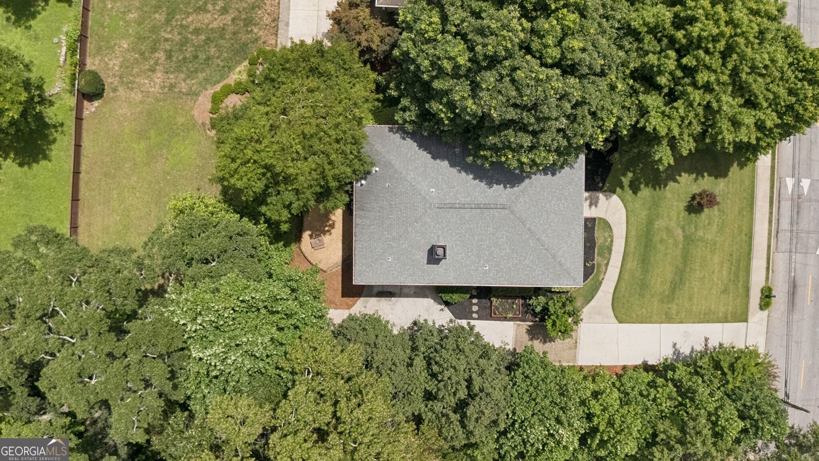 1875 La Dawn Lane Atlanta - Photo 60