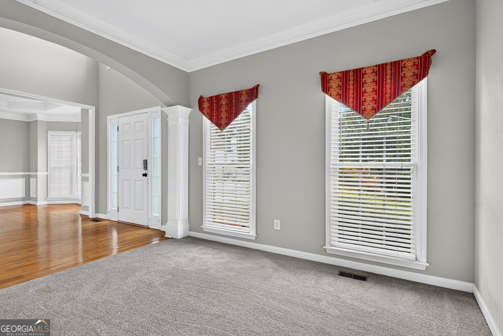 332 Hickory Haven Terrace Suwanee - Photo 9