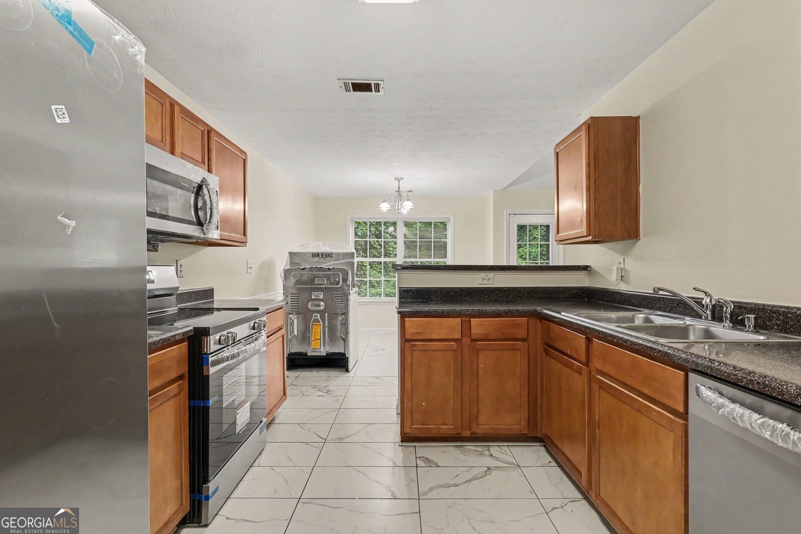 4227 Round Stone Trail Snellville - Photo 7