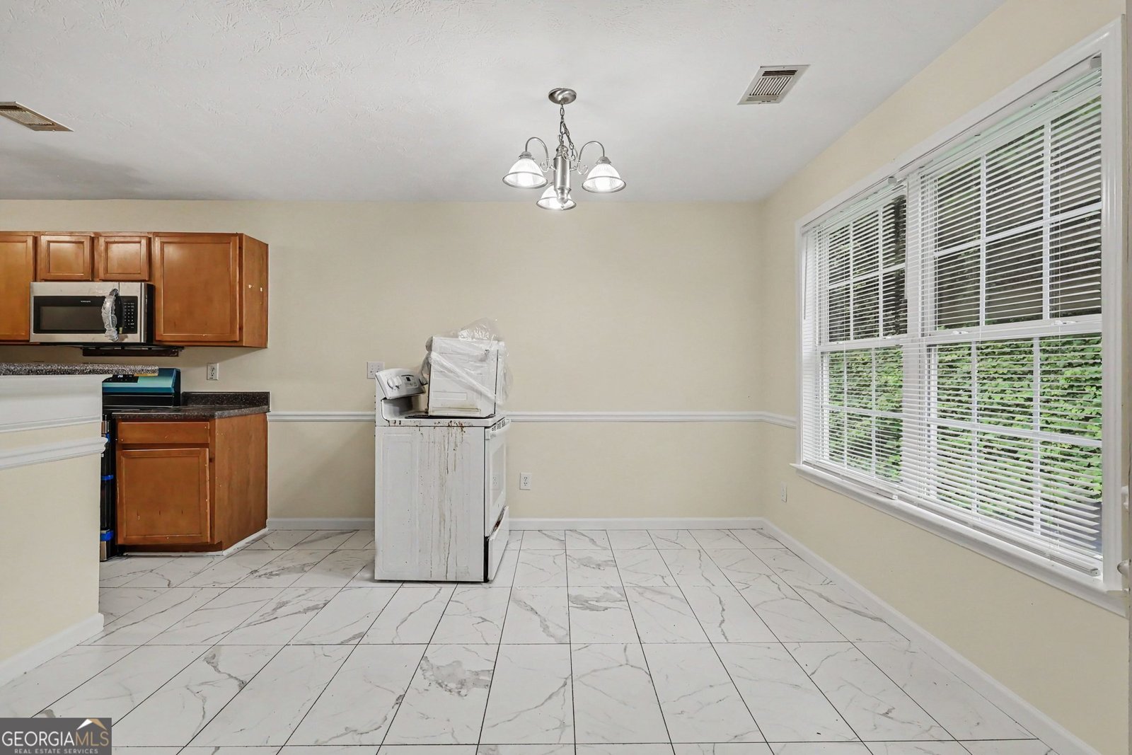 4227 Round Stone Trail Snellville - Photo 8