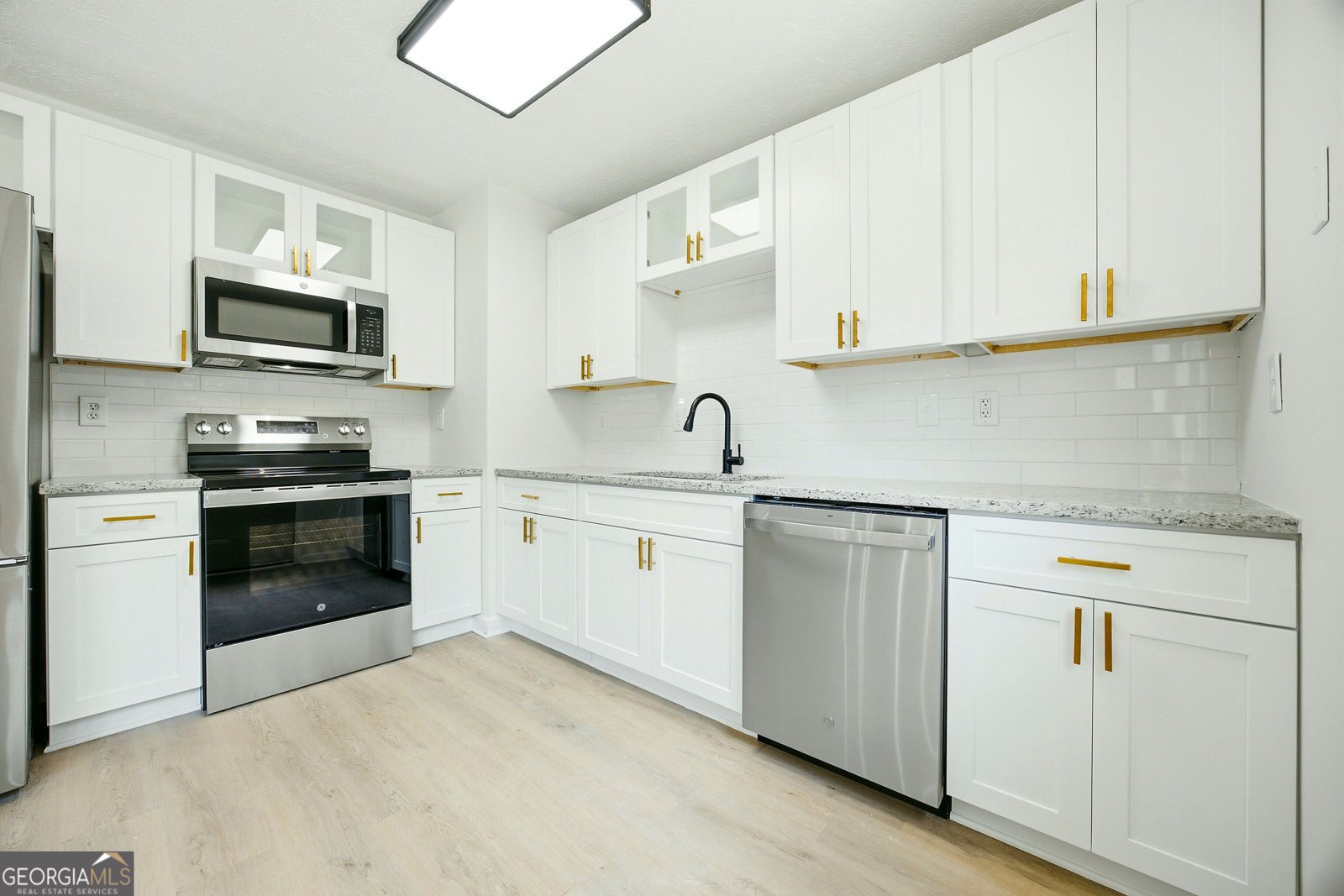 3537 Southchase Drive Gainesville - Photo 9