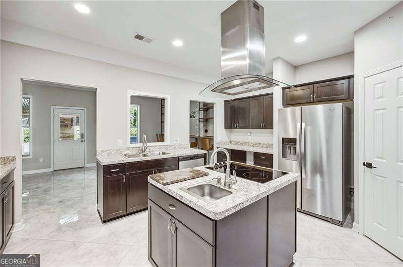 232 Waters Lake Drive Woodstock - Photo 21