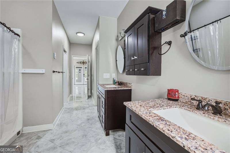 232 Waters Lake Drive Woodstock - Photo 34