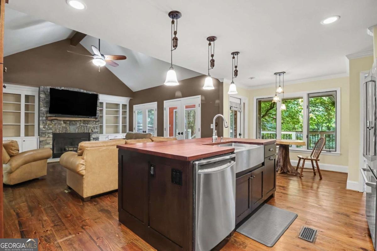 3830 Chattahoochee Road Cumming - Photo 17