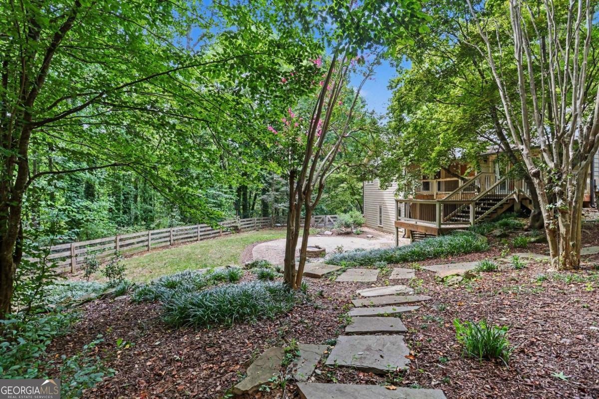 3830 Chattahoochee Road Cumming - Photo 46