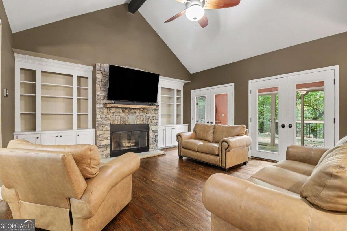 3830 Chattahoochee Road Cumming - Photo 7