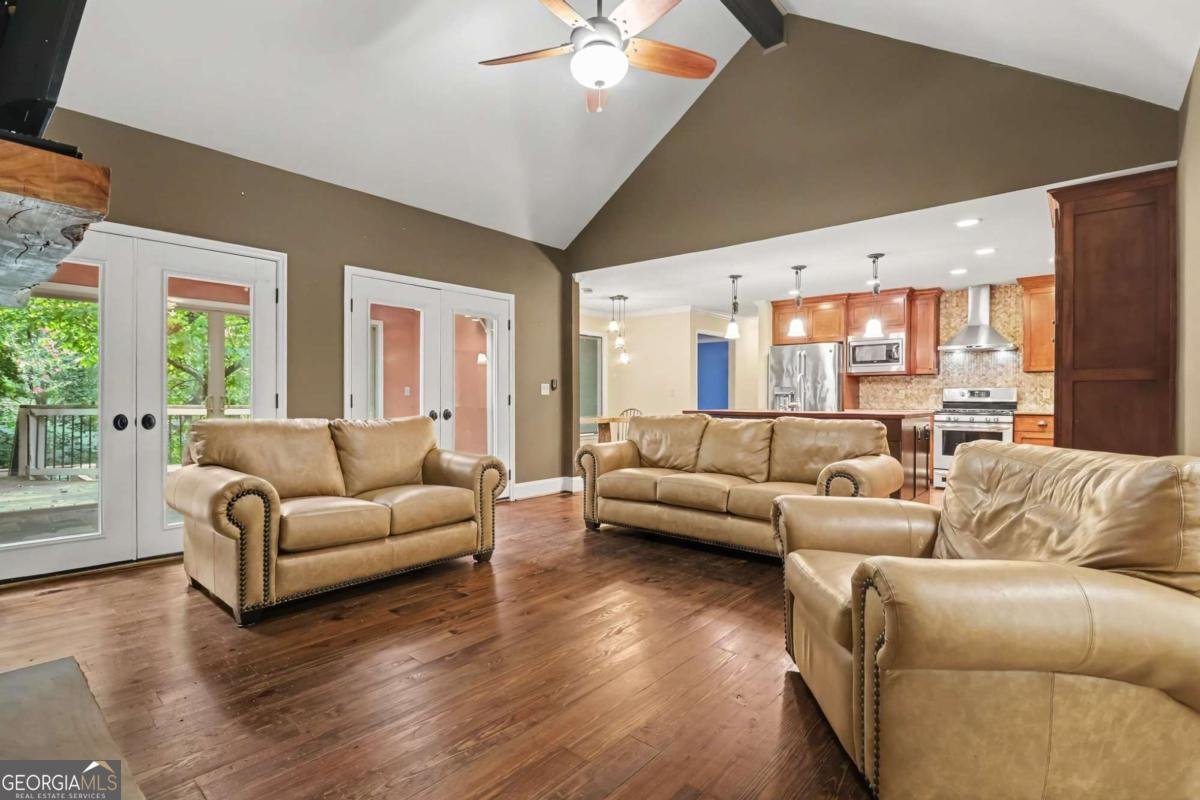 3830 Chattahoochee Road Cumming - Photo 8