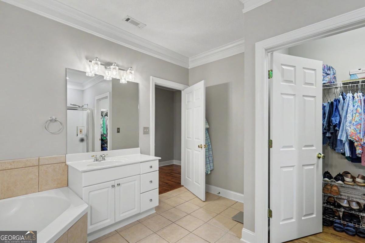 112 Gleneagle Court Clayton - Photo 28