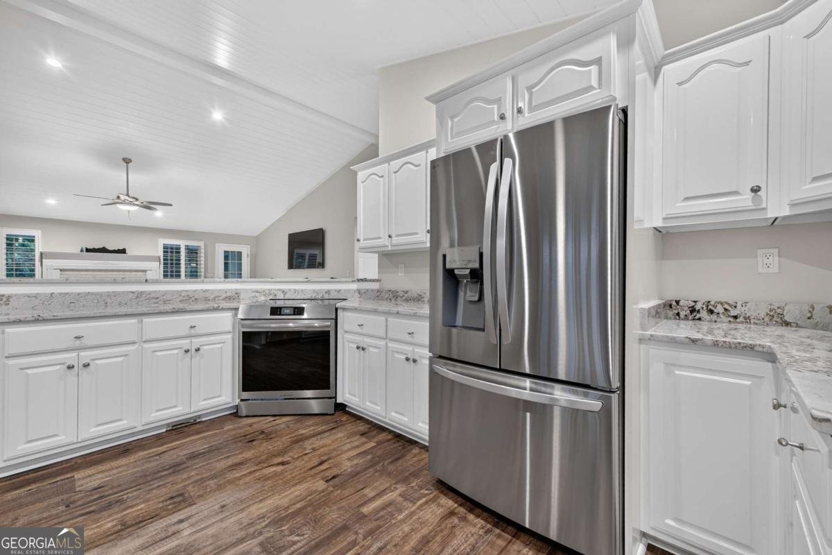 832 First Street Blue Ridge - Photo 11
