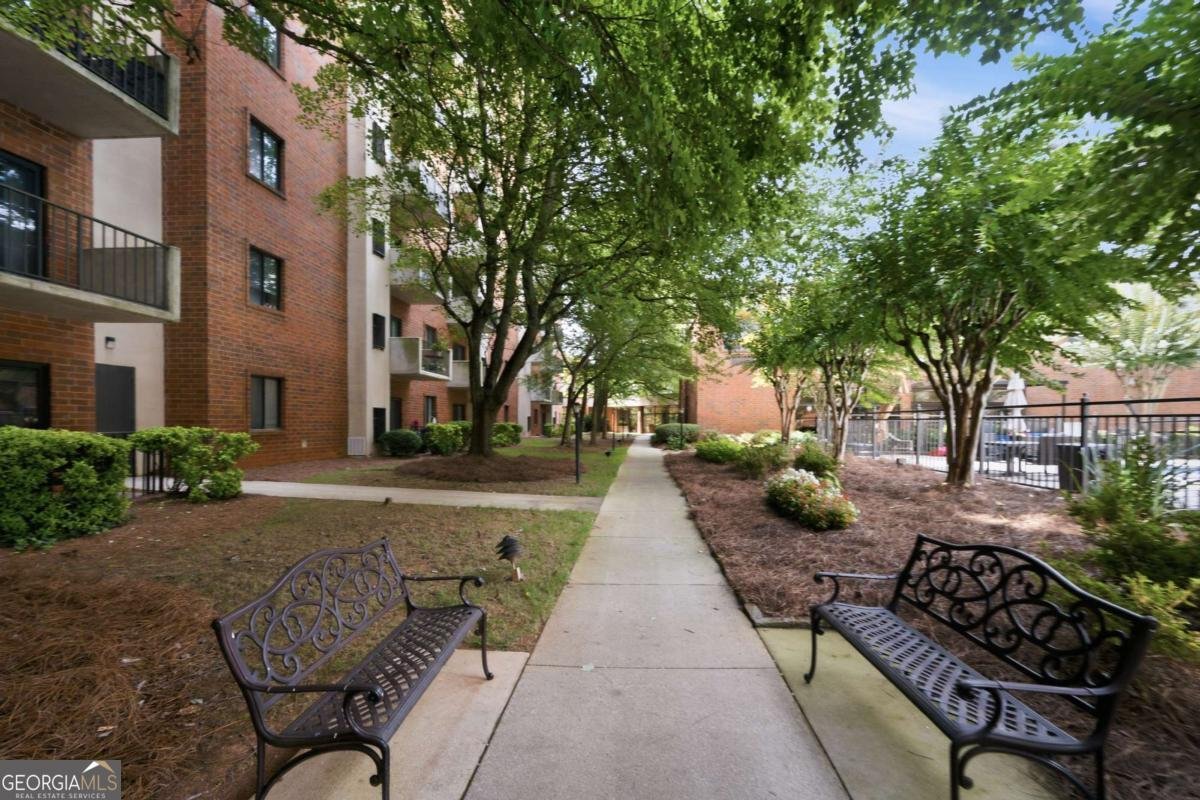 300 Johnson Ferry Road Sandy Springs - Photo 32