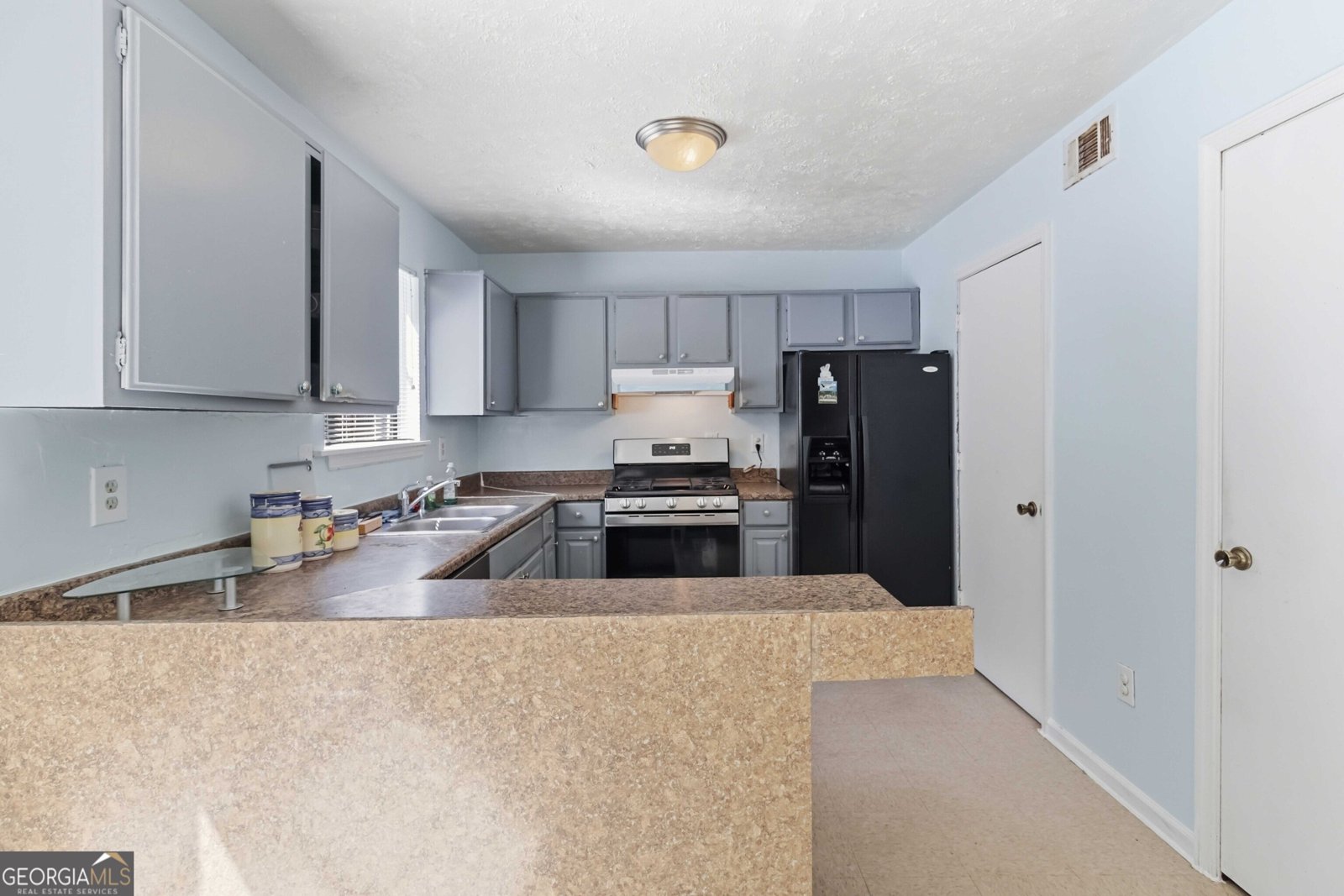 5556 Weatherford Road Norcross - Photo 9