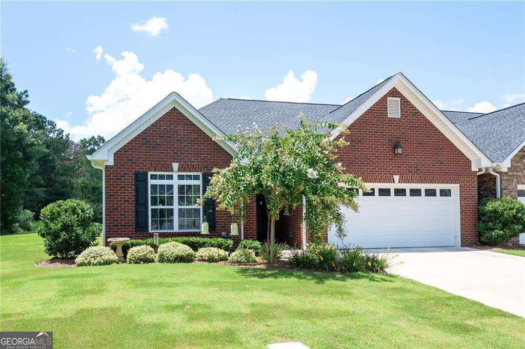 121 Freedoms Way Calhoun - main photo