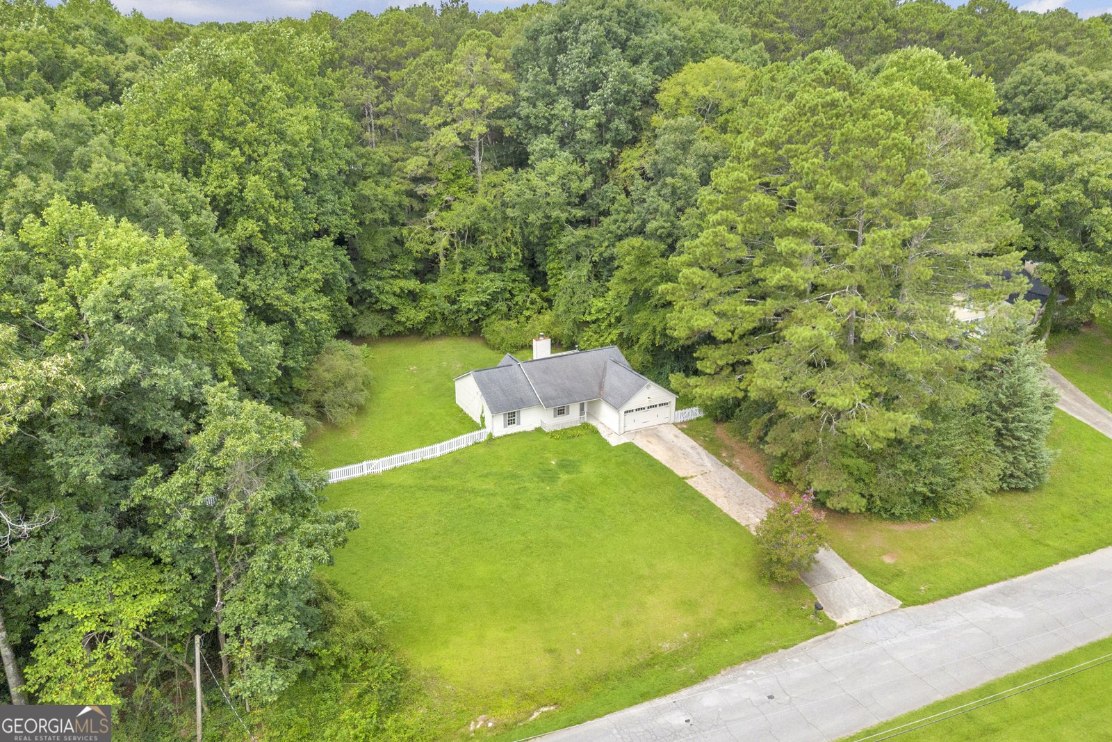 3630 Creekwood Trail Loganville - main photo