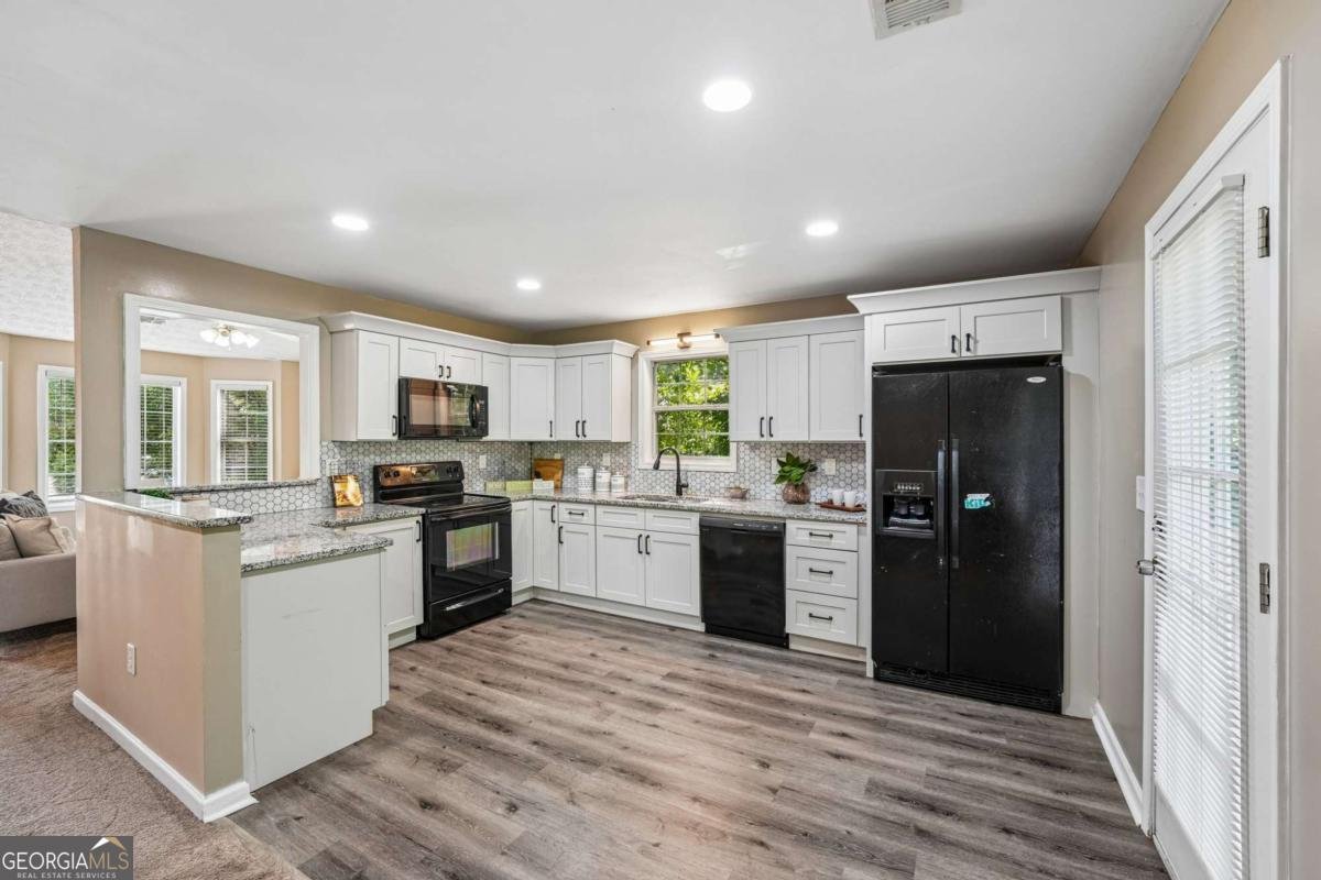 1036 Pepper Circle Acworth - Photo 11