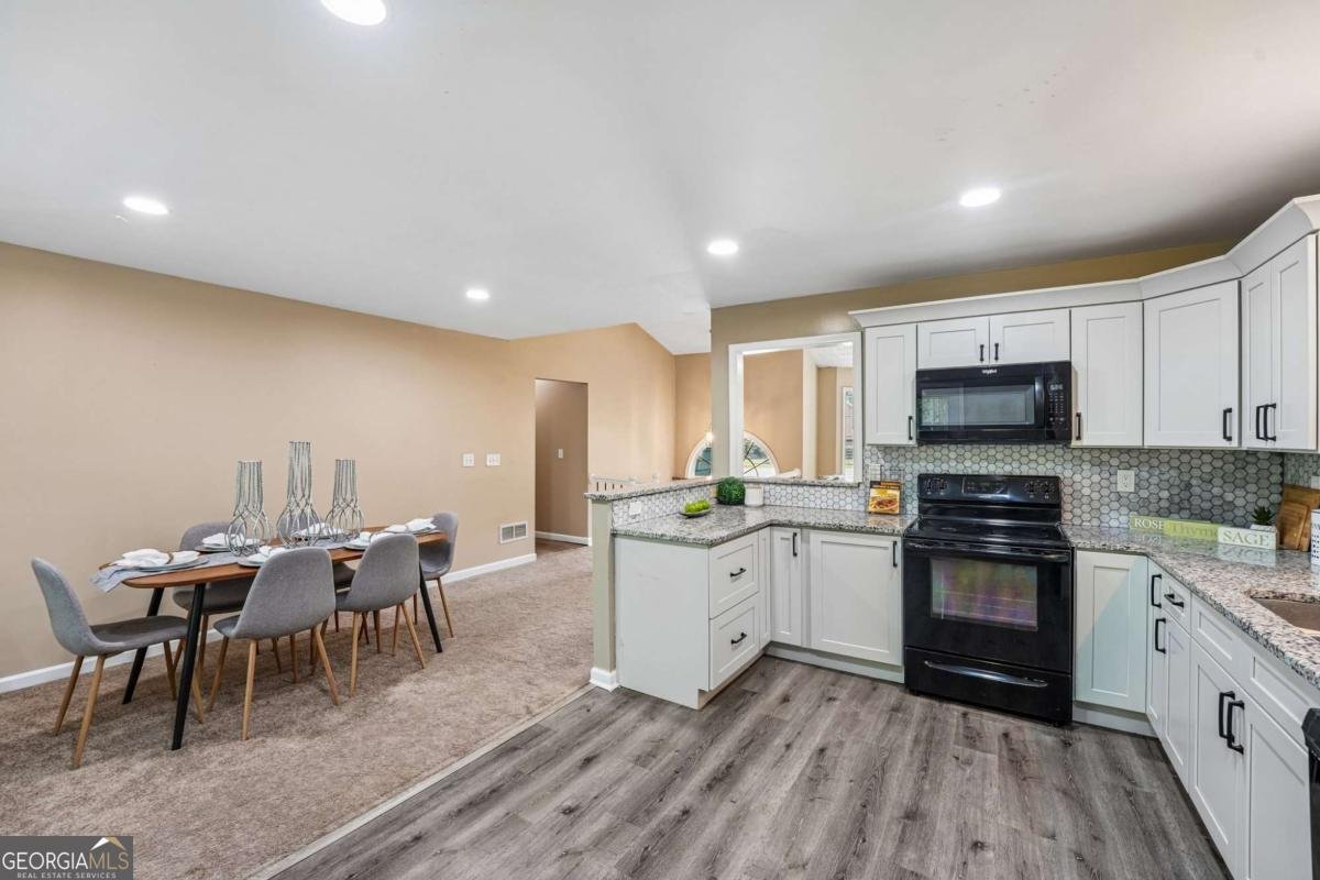 1036 Pepper Circle Acworth - Photo 15