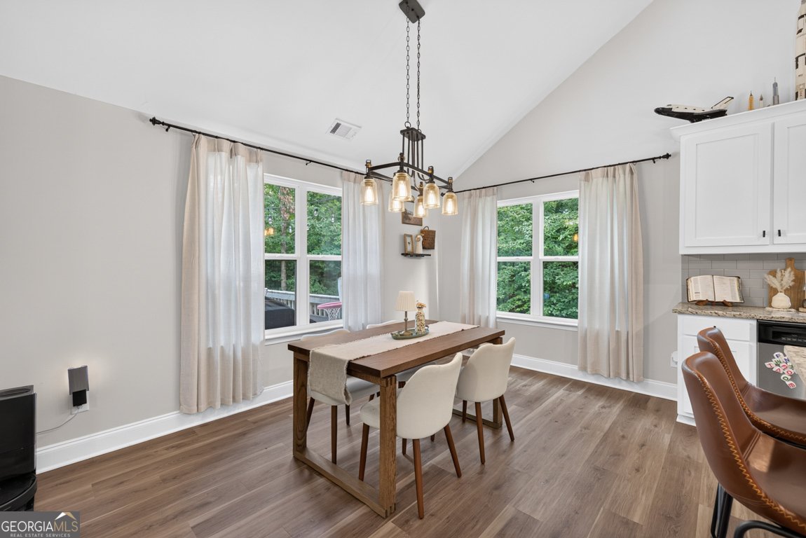 2565 Aaron Court Loganville - Photo 11