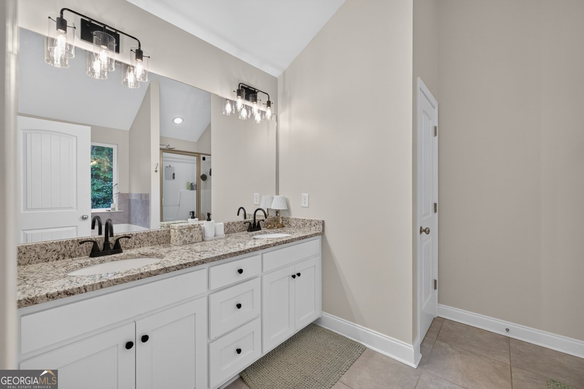 2565 Aaron Court Loganville - Photo 16
