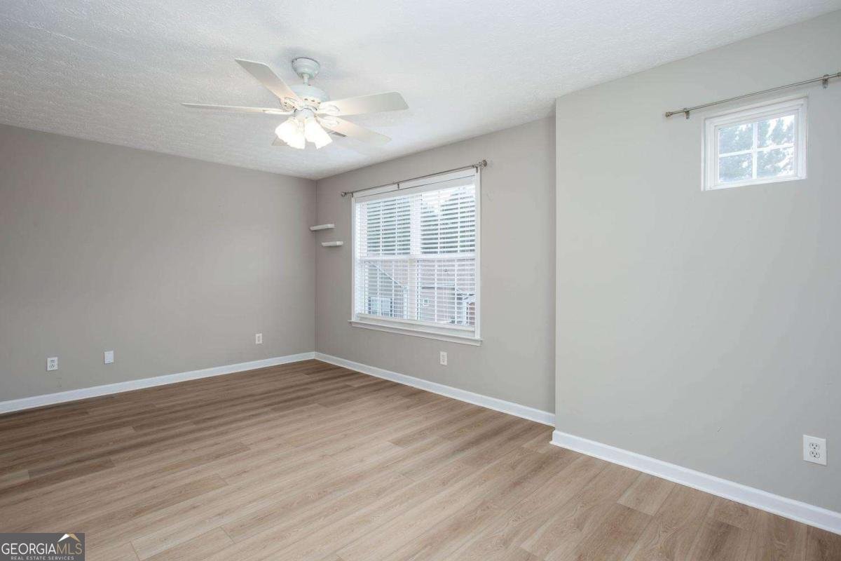 126 Oaks Place Woodstock - Photo 11