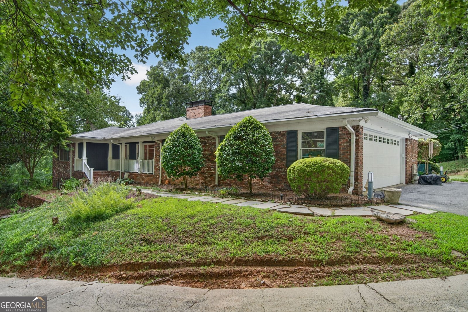 5274 Powers Ferry Road Sandy Springs - main photo