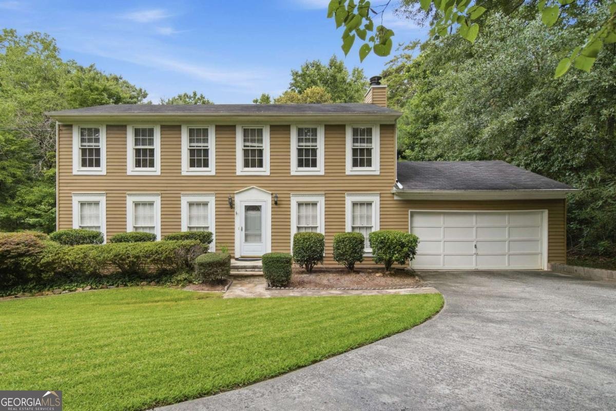471 Surrey Place Marietta - main photo