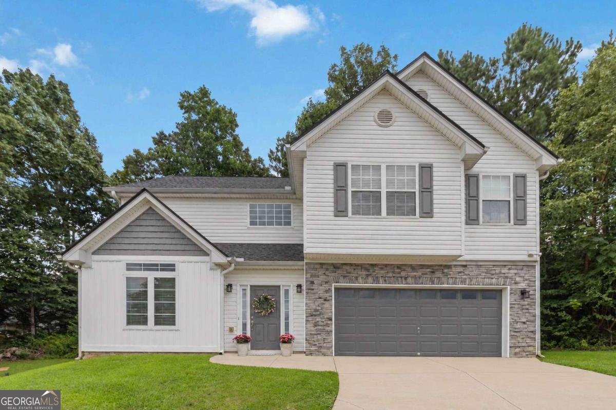 1509 Hillary Cove Court Lawrenceville - main photo
