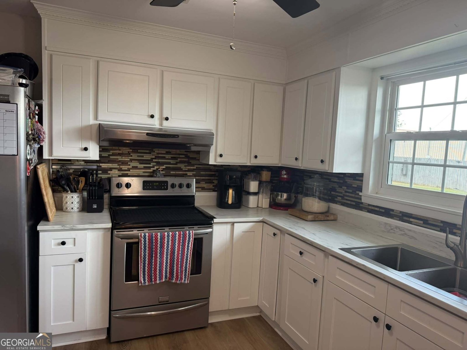 1214 Barnard Street Glennville - Photo 7