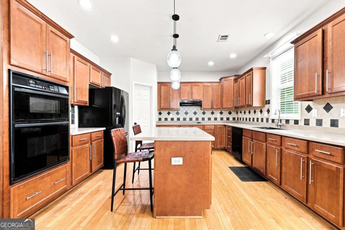 245 Chadwyck Lane Canton - Photo 7