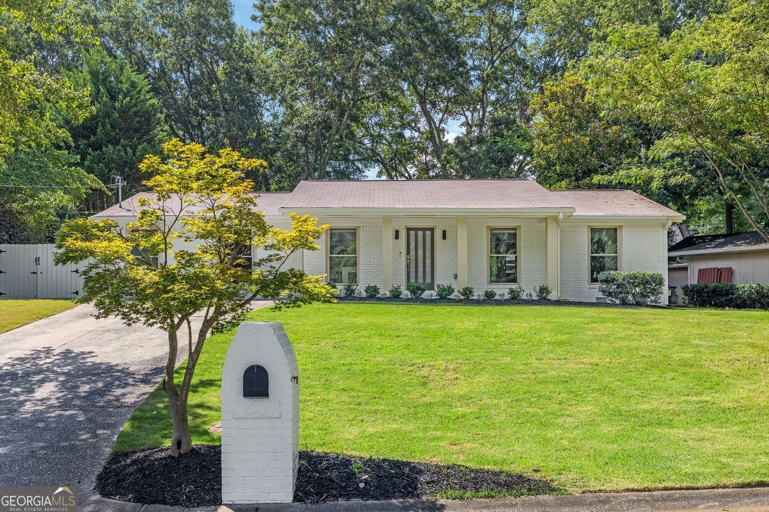 317 Crestview Circle Roswell - main photo
